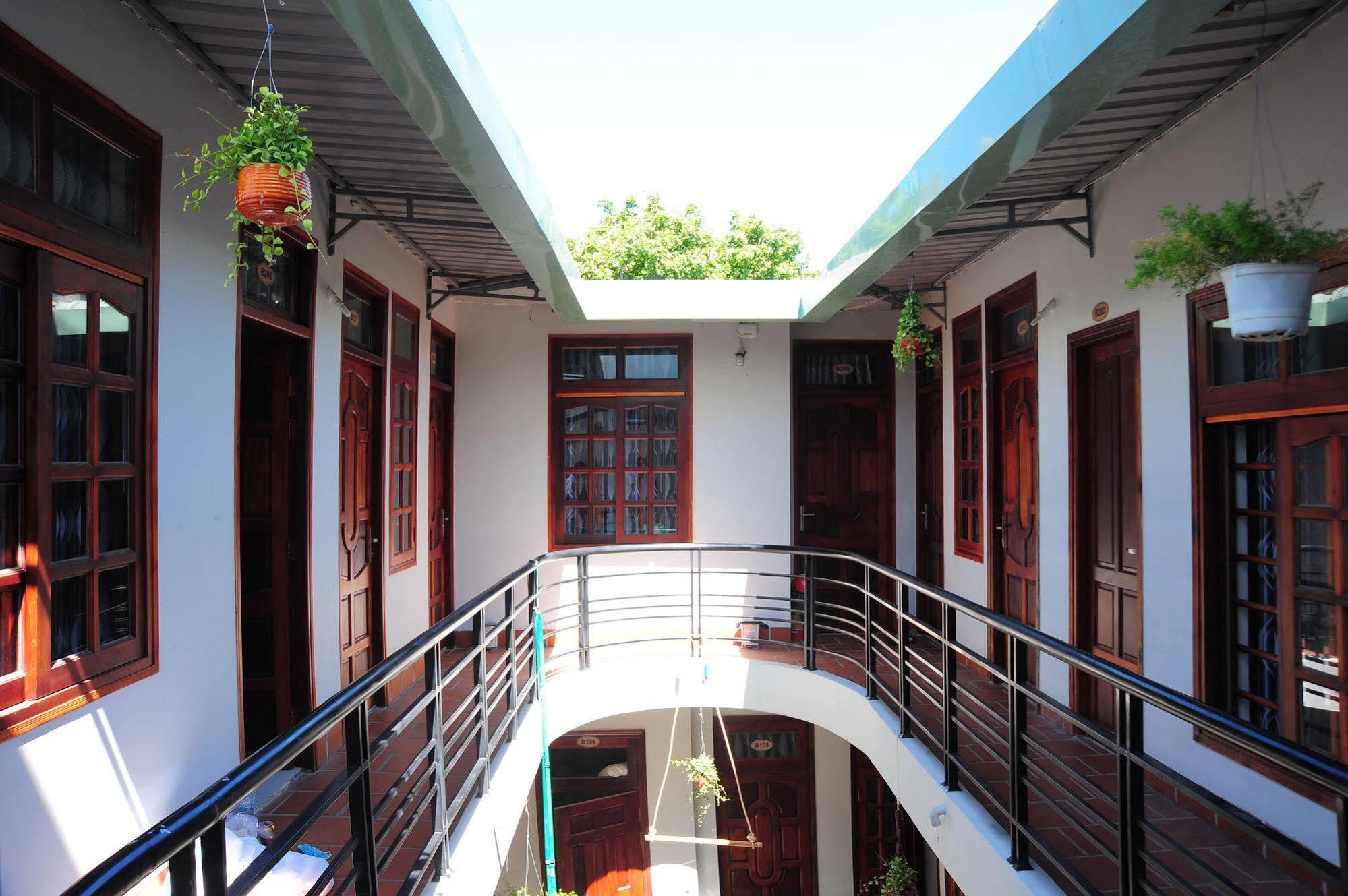Minh Hung Hotel Mũi Né Buitenkant foto